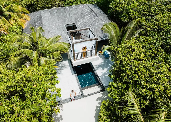 Kuredhivaru Resort And Spa - Maldives