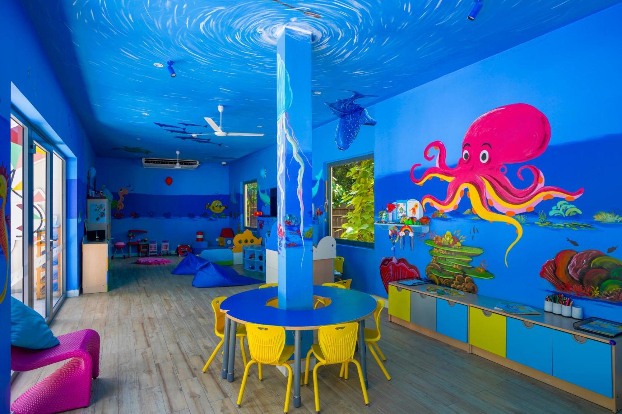 And - Maldives Resort