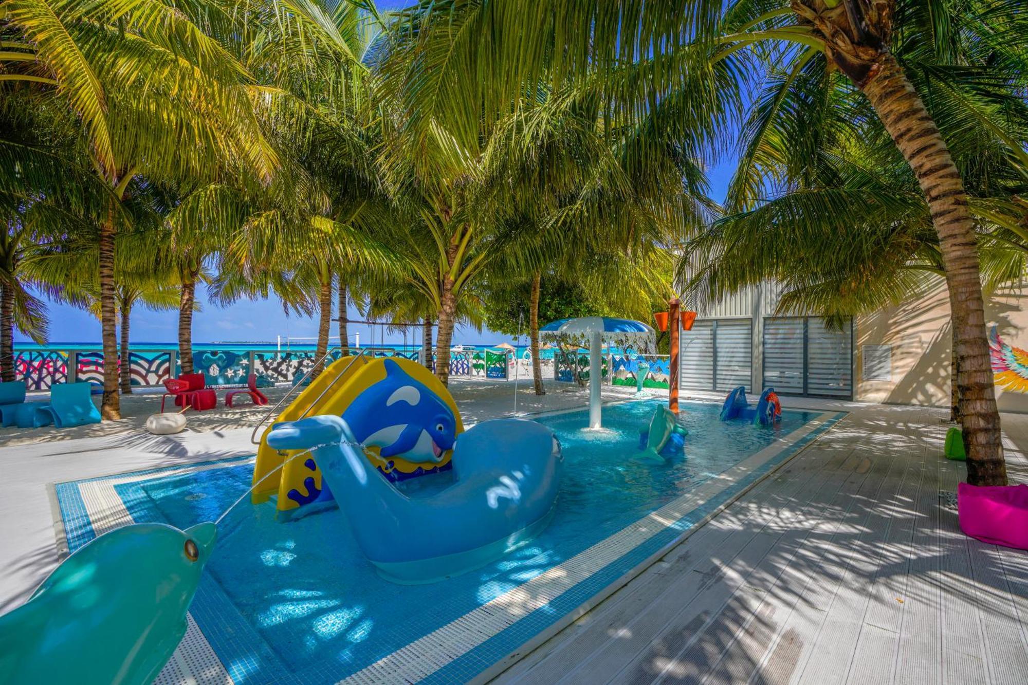 And - Maldives Resort
