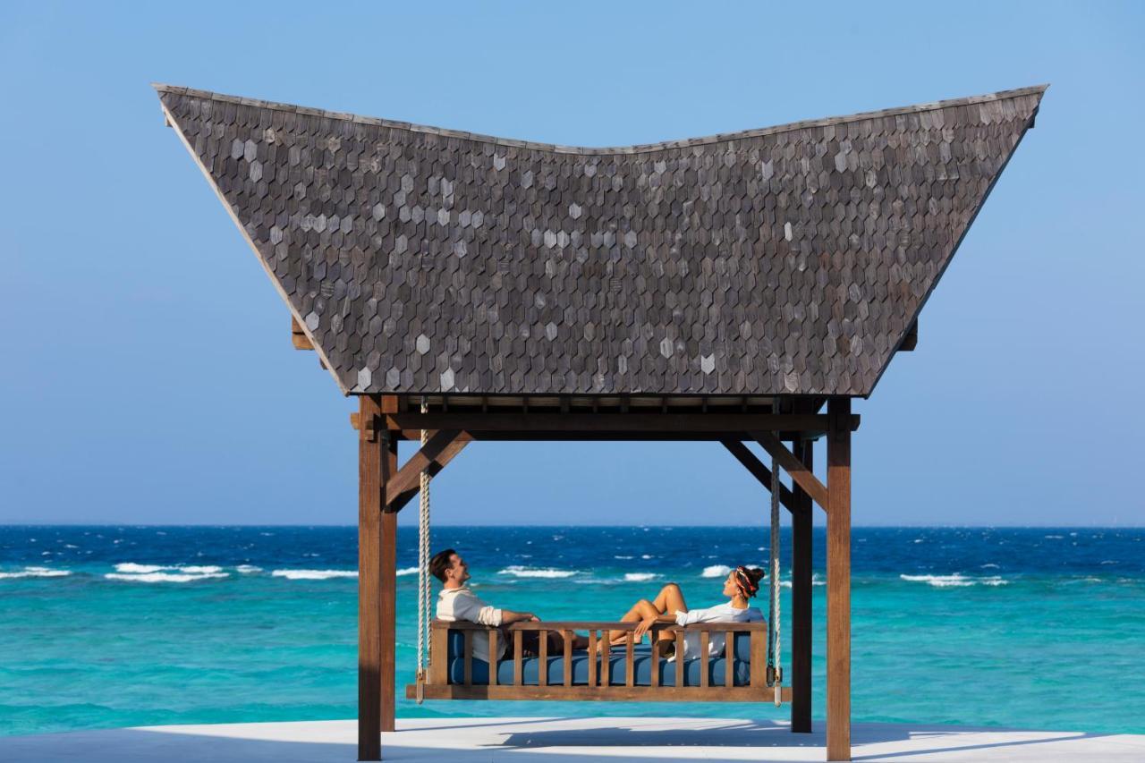And - Maldives Курортний комплекс Kuredhivaru